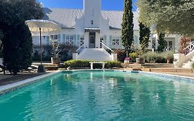 La Belle Guest House